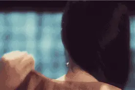 打破传统染发，坚持每天一杯，黑发“养”回来图片