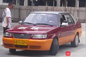学车报名人数暴跌近九成，有驾校推“免接触”新招图片