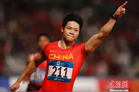 拒绝与岁月和解：三十而立苏炳添，仍有梦要追图片