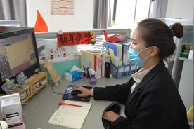 辅导员返校遇疫情独自待百天：想念学生们视频封面