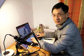 “世间最美的声音是同学们的读书声”，这位上大多面手老师的课，你上过吗？图片