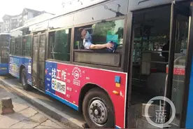 致敬劳动者｜记一群公交驾驶员在“五一”的十二时辰图片