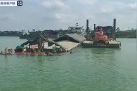 广西百色一货船触礁遇险 事故救援正在进行图片