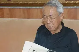 “中国红墙第一翻译”离世……他见证了中美关系历史瞬间，还曾任联合国副秘书长图片