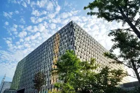 南京鼓楼医院5月6日起开设午间门诊图片