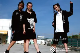 年轻就是活力，年轻就是希望｜LIUYONG PLAY·顾天夫时装发布会图片