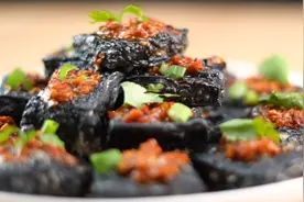 除了鲱鱼罐头，还有这些凭“臭”出圈的食物图片