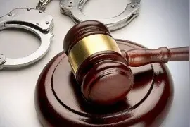 女友和前妻打架，男子从中拉架被刺死图片