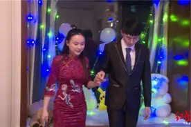 成都这对伉俪医生的特殊婚礼：只花50多元，利用下班时间办了人生大事……图片