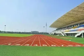 「轻松阅读」高校大规模合并，还有可能吗？图片
