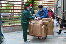 厉害了！垃圾回收可预约上门服务，下楼投放还能“赚钱”图片
