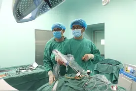 郑州市九院专家：肾萎缩早期没症状，后期危害大图片