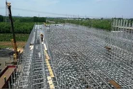 济南大东环项目节点工程转体桥下部结构浇筑完毕 8月底完成全转体图片
