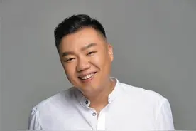 “小人物”姜超 能走到今天烧高香了图片