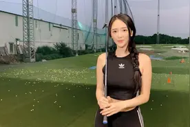 她是台湾“头号辣模”，发起了一项高尔夫极限挑战图片