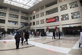 愿检尽检！嘉兴市第一医院开放新冠病毒核酸和抗体检测图片