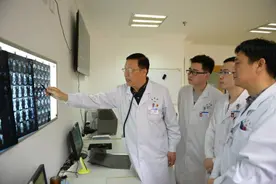 给患者“心”的未来 烟台毓璜顶医院心外科专家马黎明：刀尖儿之上走春秋图片