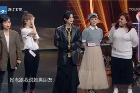 厉娜回忆超女重聚细节被质疑炒作 回应：炒毛线图片