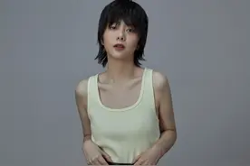 谭松韵清爽短发诠释别样少年感 获封“鬼马精灵”图片