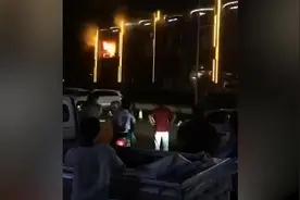 江西南昌一家音乐餐厅疑似管道煤气爆炸 2人受伤视频封面