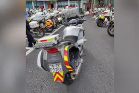 警用摩托车“天价”维修费1.7万，交警回应视频封面