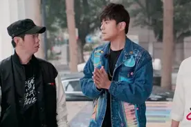 《周游记》周杰伦探秘郎朗的音乐世界默契合作四手联弹图片