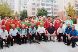 最爱的她｜家有一老图片