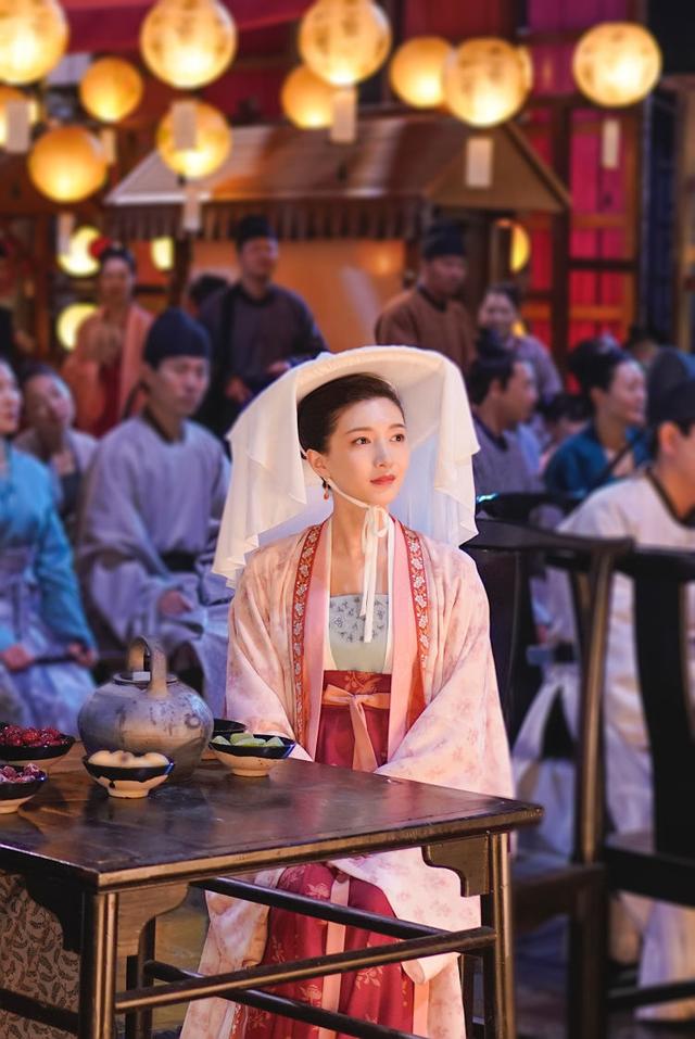 用现代思维实力演绎《清平乐》里的“曹丹姝”专访江疏影：“后宫101”皇后可以C位出道