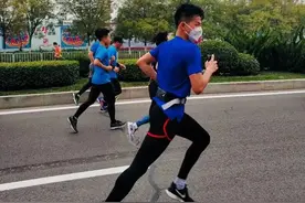 接连三名中学生猝死，是跑步“戴口罩”造成的吗？图片