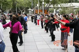 西安兴庆宫公园将禁音箱歌舞？不让休闲娱乐了，园方解释是个误会图片