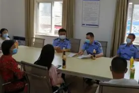 3岁小女孩出门找爷爷走失，父母寻找多次失望而归，没想到被他找到了图片