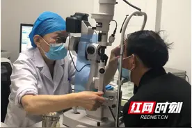 七旬老人起床后双眼血红 这种情况或许你也遇到过图片