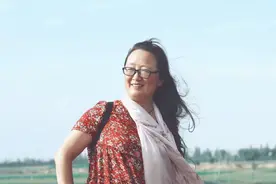 公益大使候选人李洁：爱心相随图片