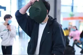 红人馆 | 疫情过后是谁发福了？郑恺有了肚腩钱枫超过了海涛图片