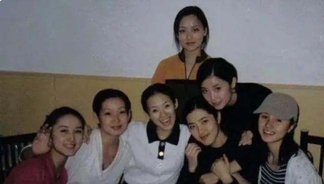 时髦办 |《猎狐》里贪婪的杨建秋竟然43岁了