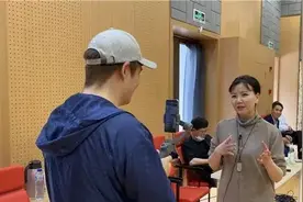 沪剧《家·瑞珏》直播排练现场，茅善玉的眼泪看哭了千余名戏迷图片