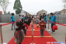 安徽凤阳：花开护航“小幼苗”走进校园图片