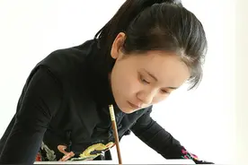 荣县美女画家丁玉蝶的追梦之旅图片