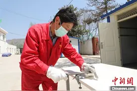 长庆油田修旧利废寻降本增效 抱“瓜”不忘捡“芝麻”图片