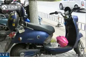 头盔放车上容易丢！教你存放小窍门图片