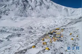 海拔6500米！探访珠峰“魔鬼营地”图片