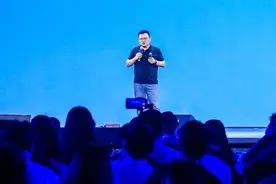瑞幸咖啡任命郭谨一为代理CEO，曾“怒怼”星巴克图片