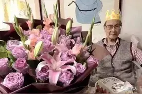 100岁老人赠言：60岁以后，就活这个字！早看早受益图片