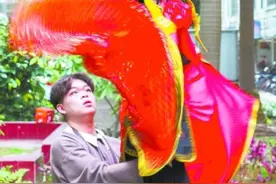 漳州木偶遇上四川变脸 传统木偶带来新色彩图片