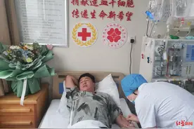 救人！水果收购最忙季节，彝族小伙放下生意到成都捐献造血干细胞图片
