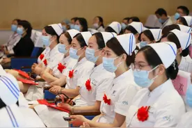 南京市江宁医院：繁花五月，“天使们”节日快乐图片