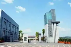 开学通知丨四川三河职业学院5月18日起分批、错峰有序返校图片