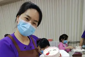 荥阳妇幼庆祝第109届国际护士节系列活动之 ——DIY蛋糕制作图片