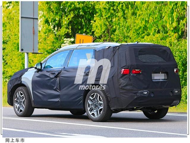 现代新款胜达！尺寸比大众途观L还大，本月亮相，外观造型更硬派