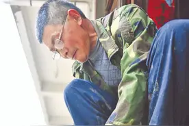 组图｜巢湖柘皋镇汪桥村“蜈蚣达人”何长江图片